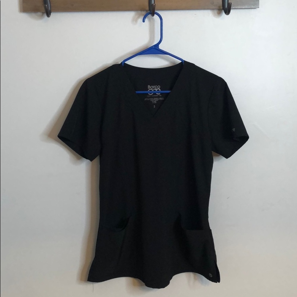 Women’s scrub top